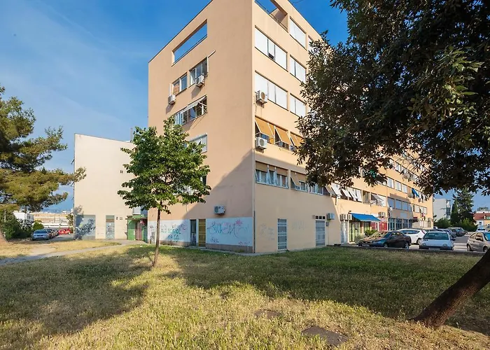 Comfortable And Fully Furbished Karolina In The Center Διαμέρισμα *