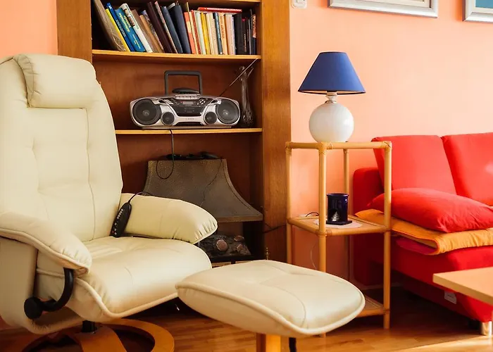 Comfortable And Fully Furbished Karolina In The Center Σπλιτ