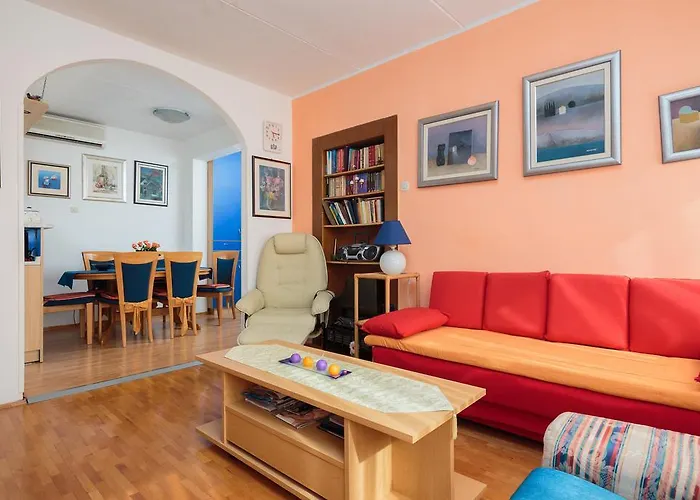 Comfortable And Fully Furbished Karolina In The Center Διαμέρισμα Σπλιτ