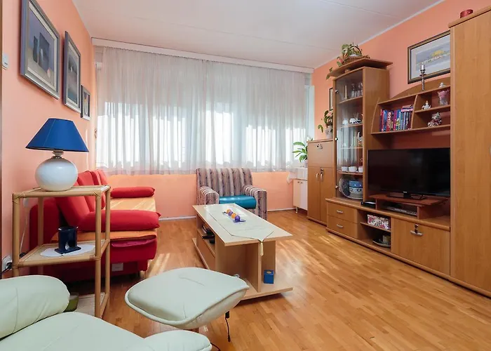 Comfortable And Fully Furbished Karolina In The Center Διαμέρισμα