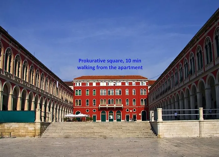 Διαμέρισμα Comfortable And Fully Furbished Karolina In The Center