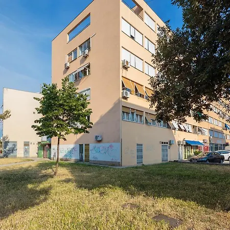 Karolina Appartement *